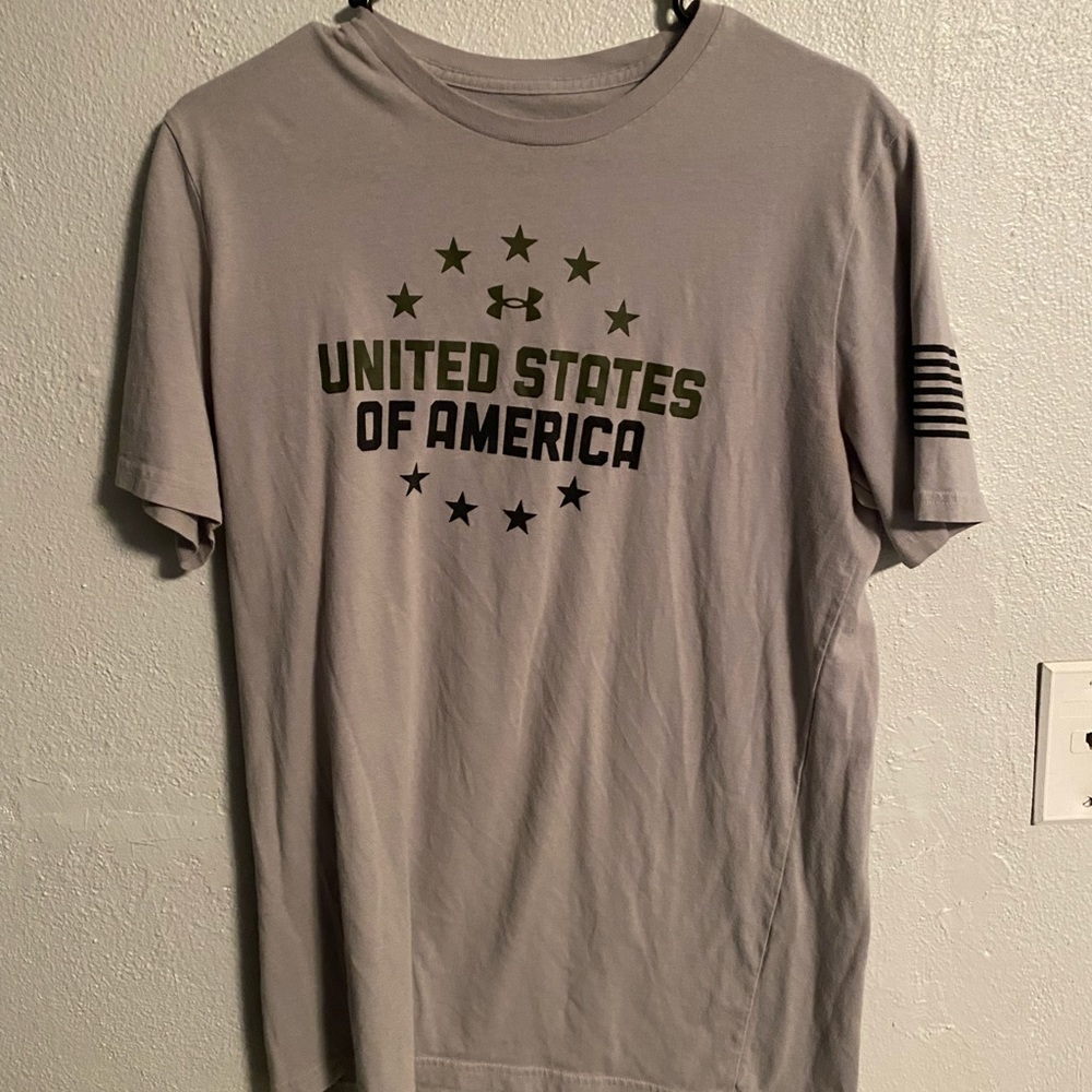 Under armor shirt
